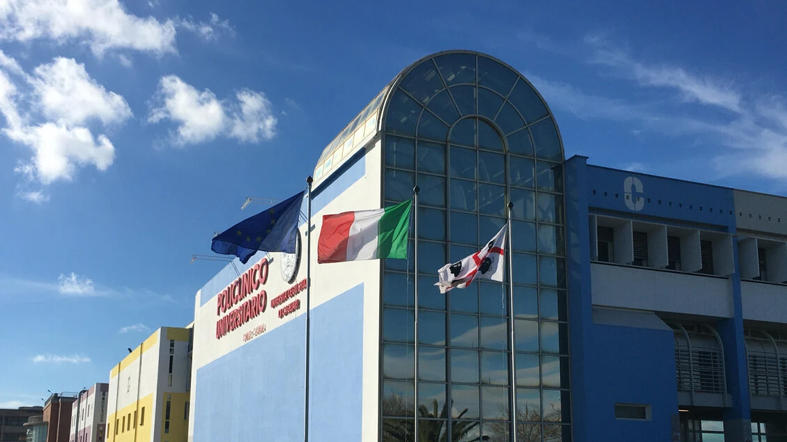 Intossicazione alimentare a Cagliari, 4 persone sono gravi