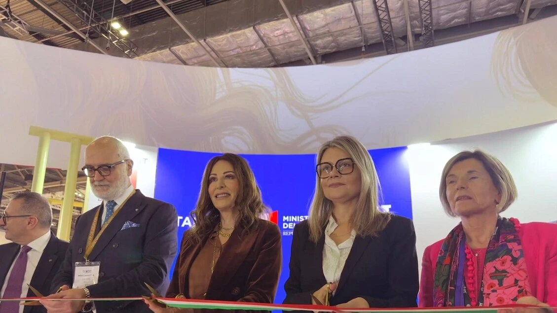 Santanché apre Padiglione Italia al Wtm, 'turismo è un traino'