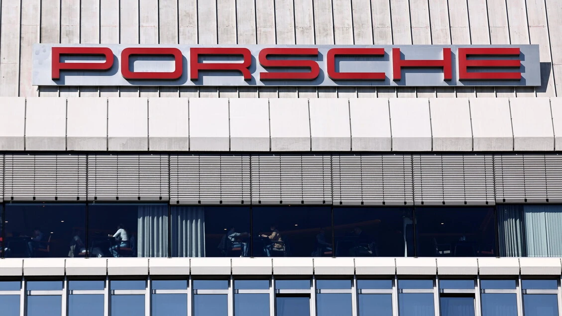 Porsche esce da Bugatti, cede quota a consorzio guidato da Hof Capital