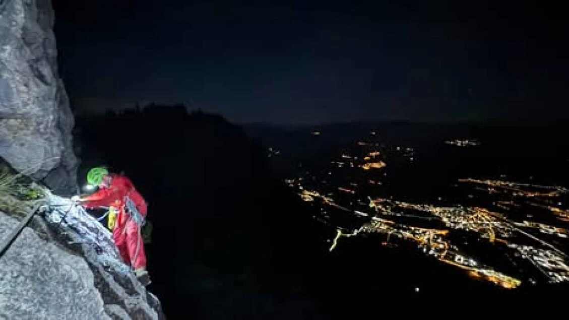 Quattro speleologi portati in salvo nella notte da una grotta