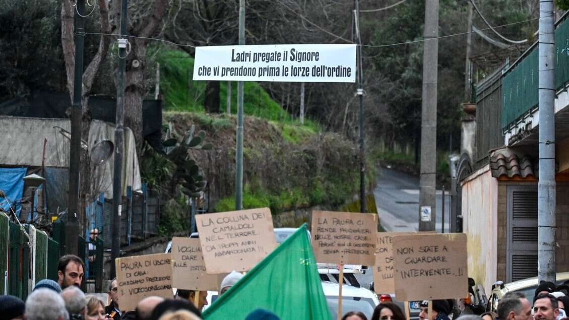 Ronde anti-ladri alla collina dei Camaldoli a Napoli