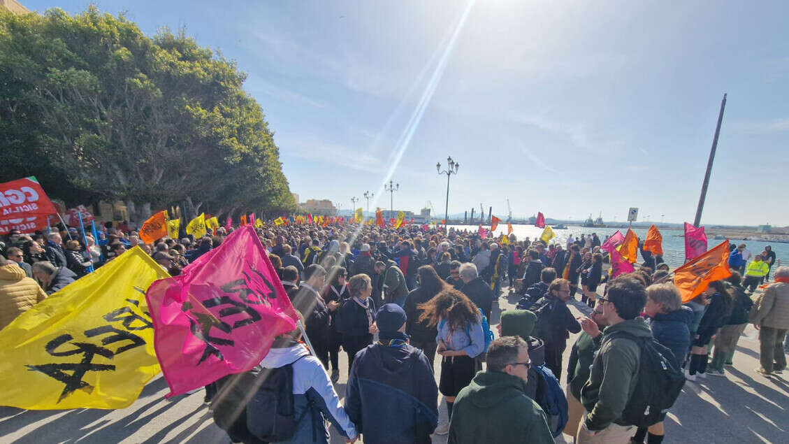 Mafia: partito corteo a Trapani Giornata memoria e impegno