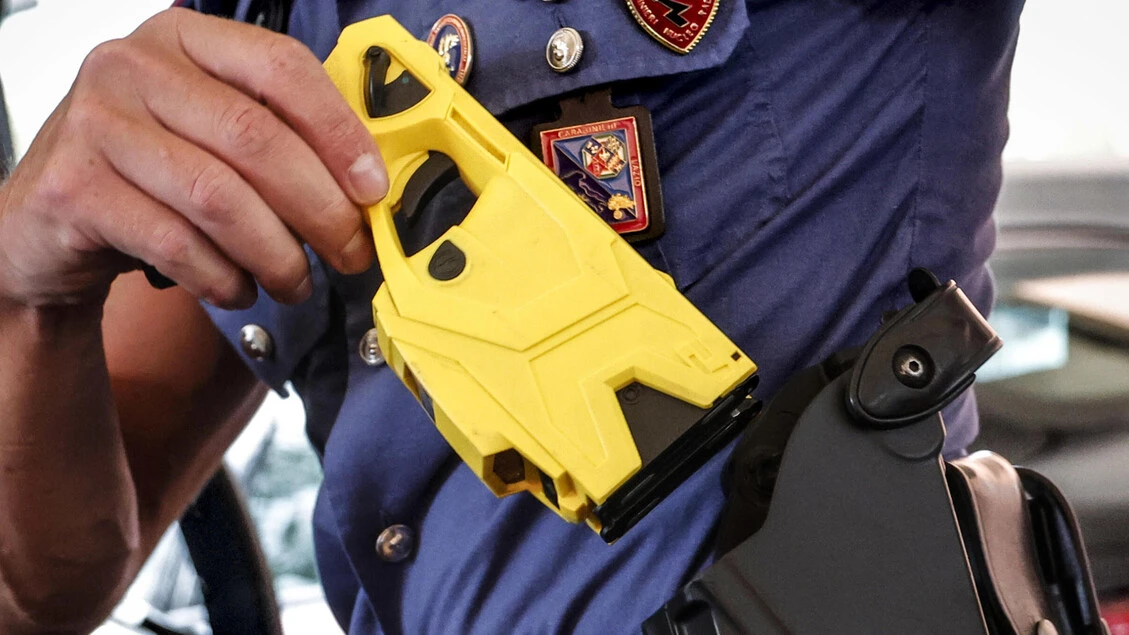 Fermato col taser, Procura di Tempio dispone l'autopsia