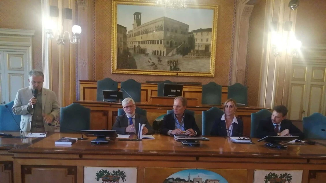 Libri, presentato a Perugia 'Parla il Colle' di Carlo Bartoli