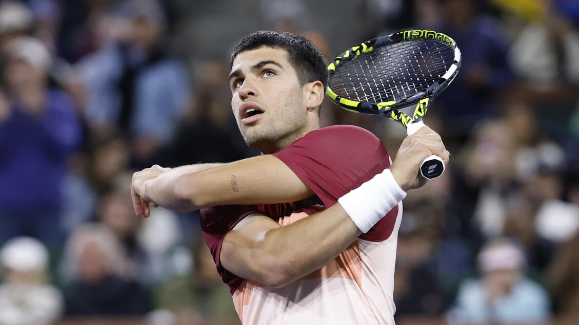 Carlos Alcaraz avanza a Indian Wells, ora sfida con Draper