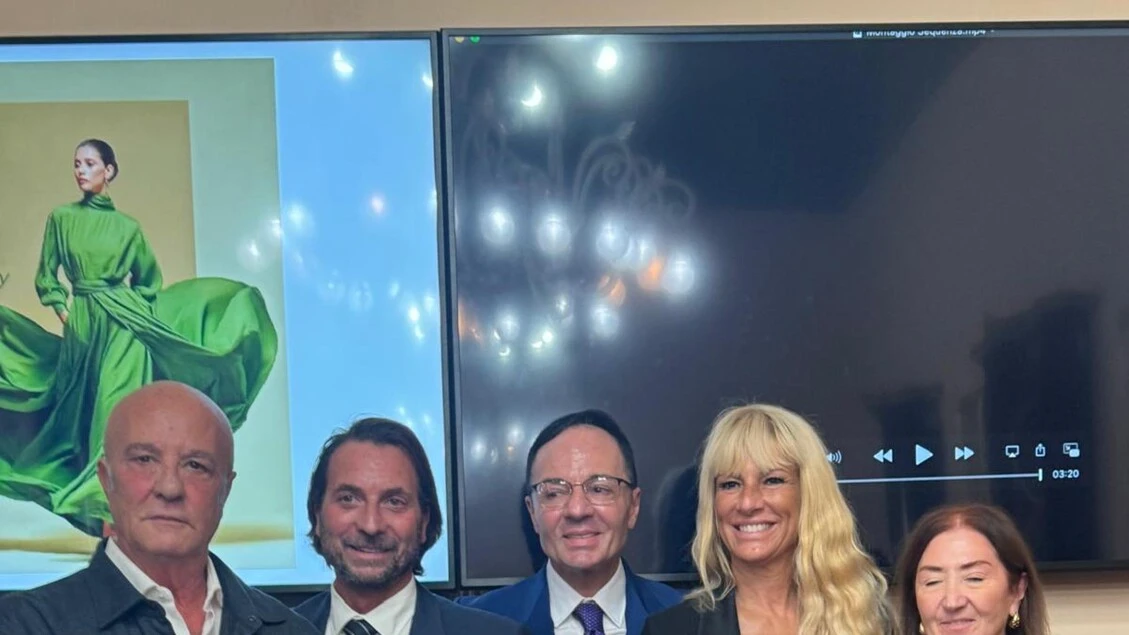 Alla maison Gattinoni il premio Moda Fismo Confesercenti