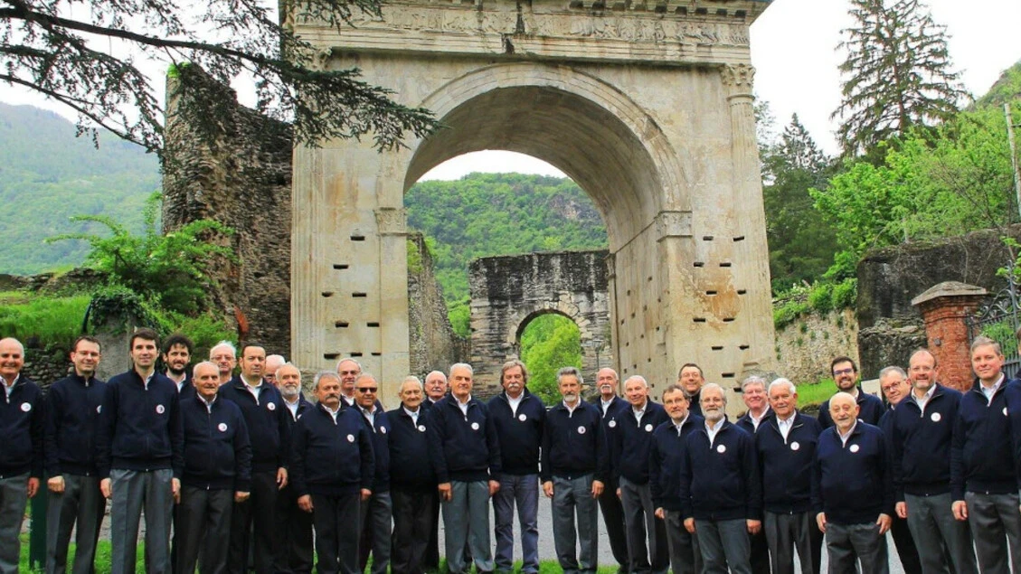 Cori maschili francese e italiano insieme in un concerto