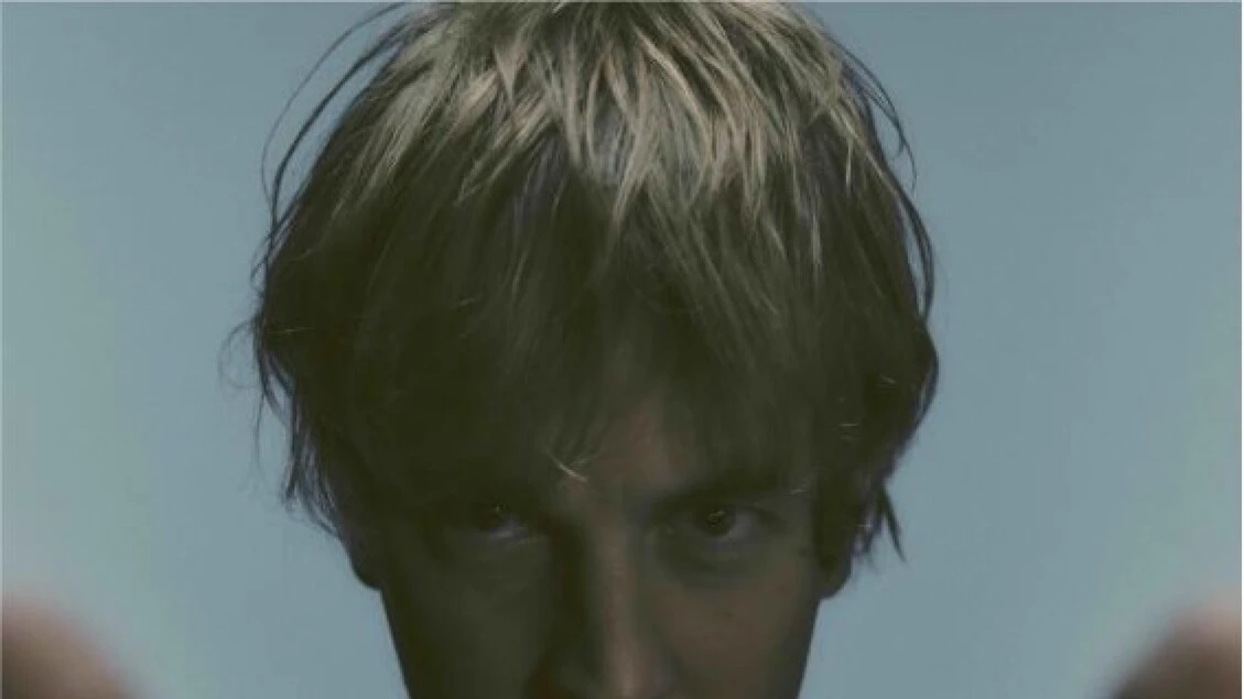 Tom Odell presenta un nuovo brano, Don't Let Me Go