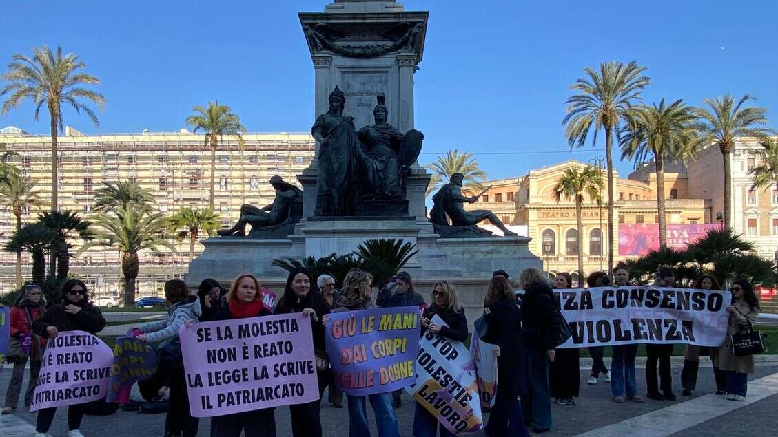 Assolto da abusi a hostess, sit in Differenza donna