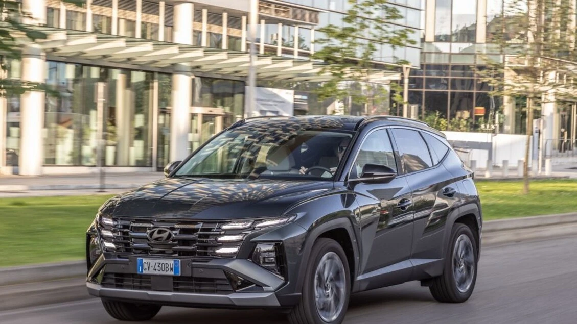L'ibrido Plug-in Hyundai a bordo di Santa Fe e Tucson