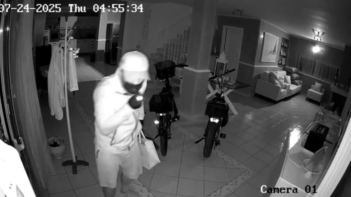 Furto in villa a Paestum per imprenditore napoletano in vacanza