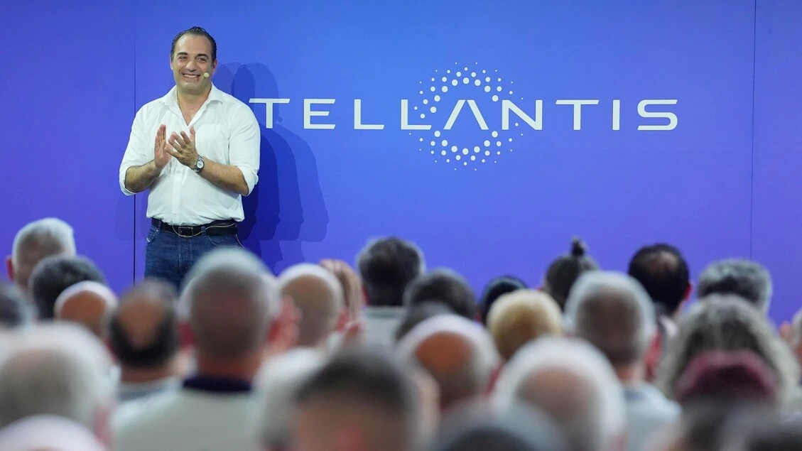 Stellantis, attese le stime del 2025. Il nodo dei dazi