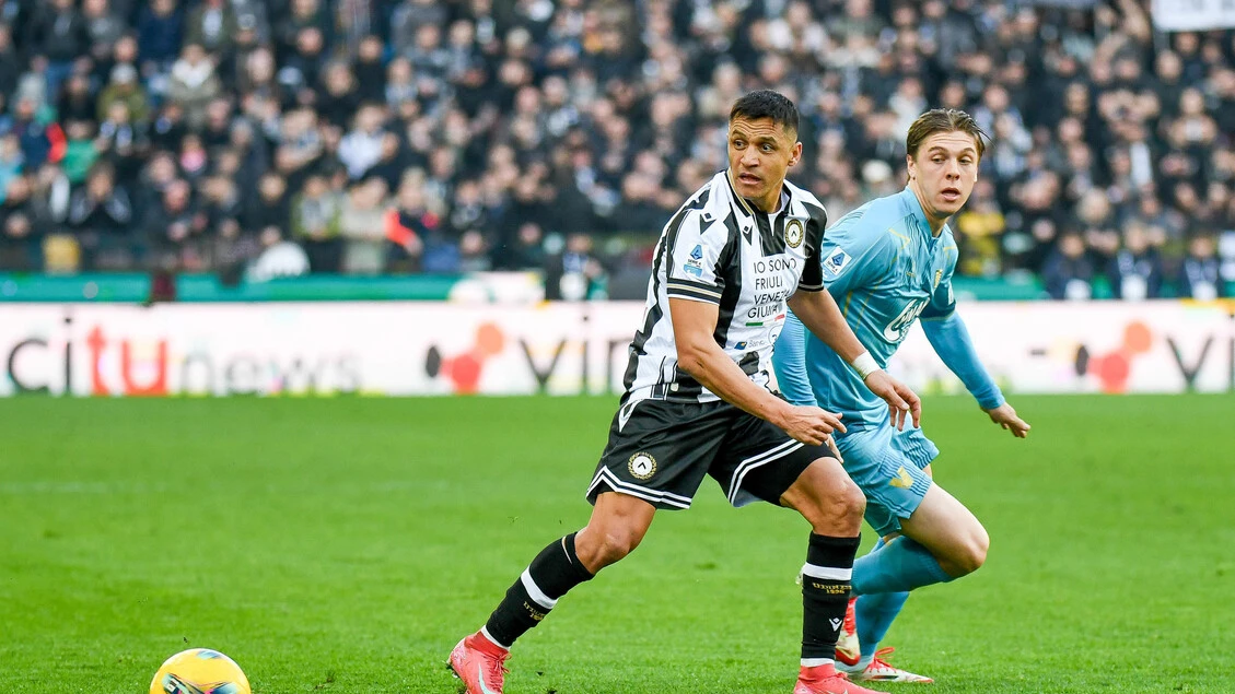 Udinese si prepara per Fiorentina e Sanchez si sfoga sui social