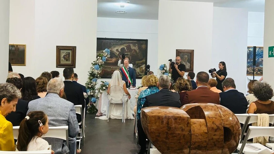 A Pescara 'nozze al museo', primo sì tra le opere di Cascella