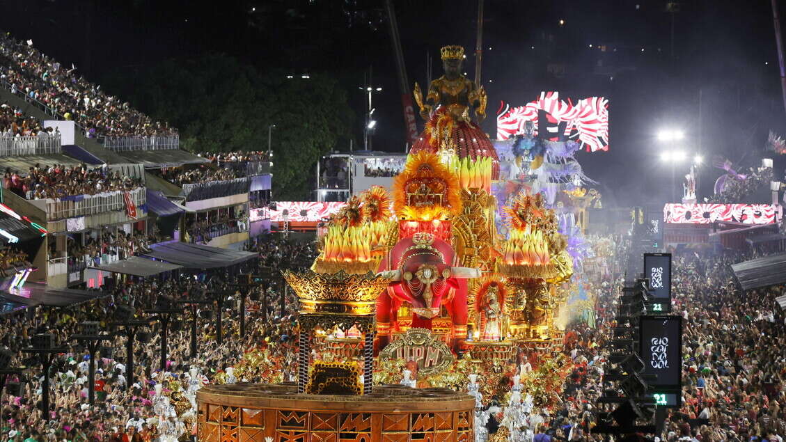 Al Sambódromo di Rio de Janeiro sfilano le prime quattro scuole