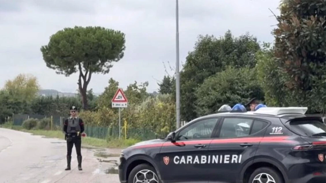 Auto rubata con materiale sospetto nel Tarantino,forse esplosivo
