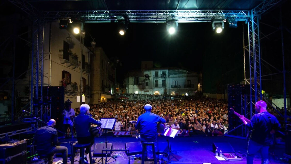 Spettacoli, danze e incontri al Kaulonia Tarantella Festival
