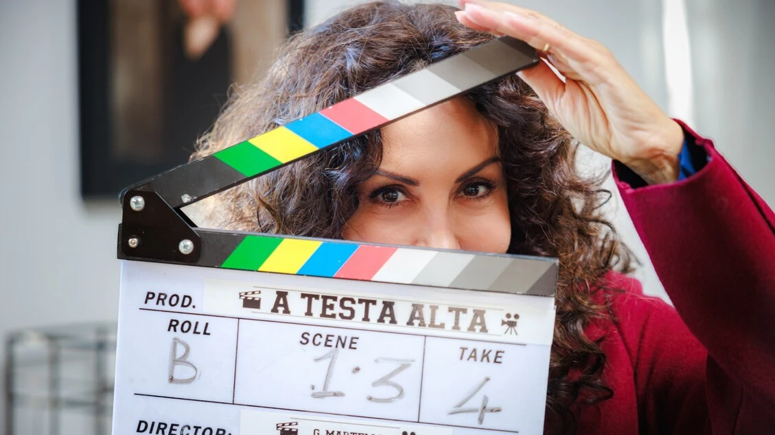 Sabrina Ferilli sul set della fiction Mediaset a Testa alta