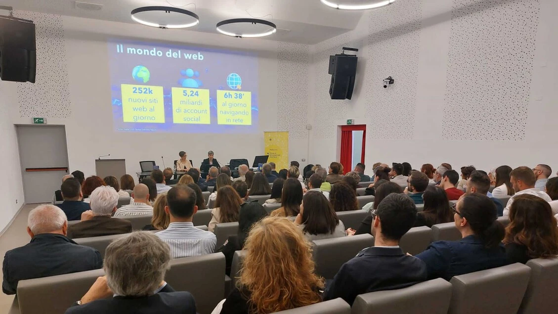 Poste, a Bergamo l'evento per difendersi dalle truffe in rete