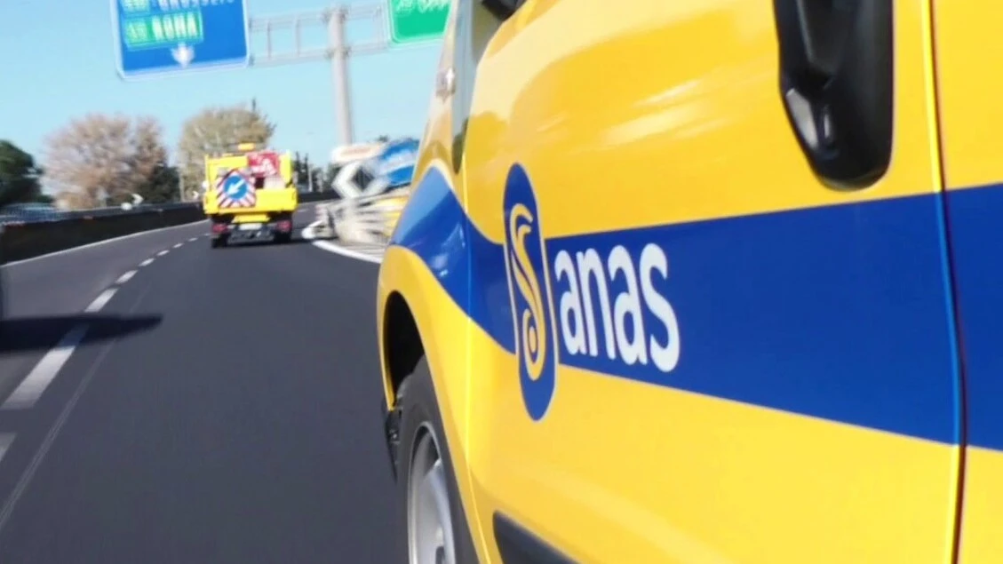Traffico partenze in aumento su strada alla vigilia dell'estate