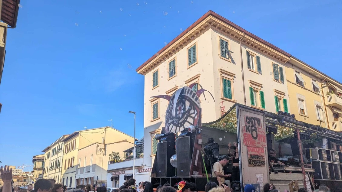 Wish parade con 10.000 persone a Firenze, è corteo diritti
