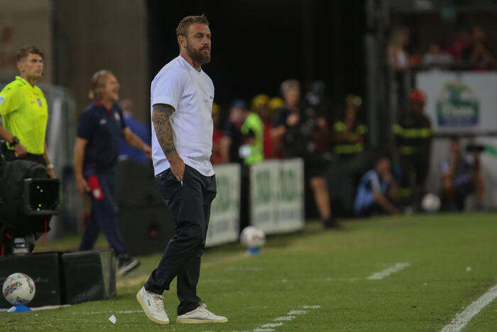 Calcio: De Rossi 'Mercato positivo, patti sono stati rispettati'