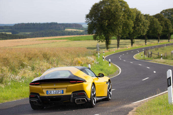 Ferrari 12Cilindri, bellezza moderna per resistere nel tempo