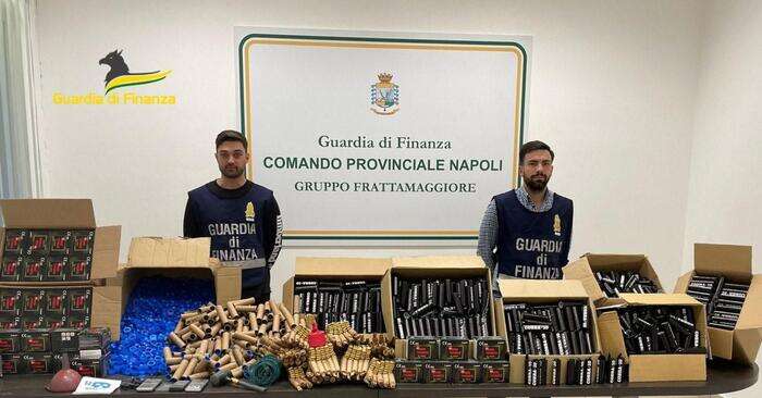 Maxi sequestro di botti altamente pericolosi nel Napoletano