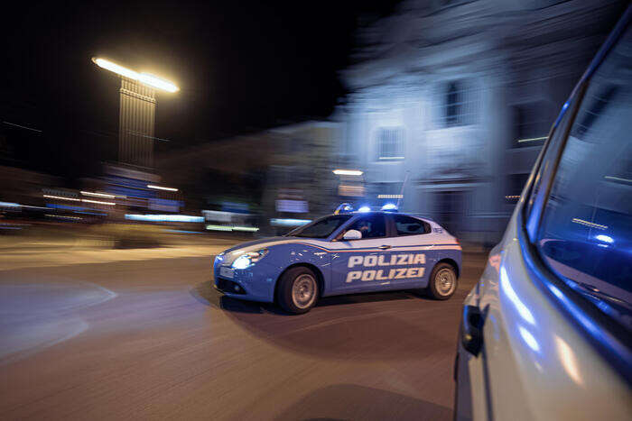 14enne stuprata alla fermata del bus a Bolzano