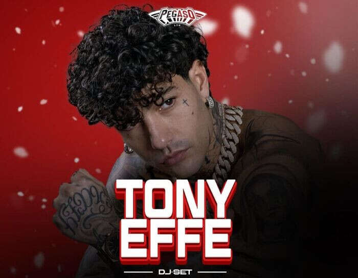 Tony Effe atteso stasera all'Aquila per un dj set