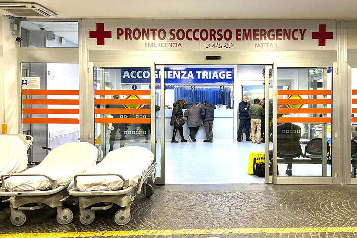 Scoppio nel rione Forcella a Napoli, morto il secondo ferito