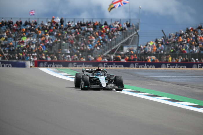 F1:Silverstone; Mercedes Russell in pole,7/a Ferrari Sainz