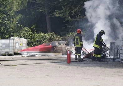 Aereo precipitato a Padova, un morto carbonizzato