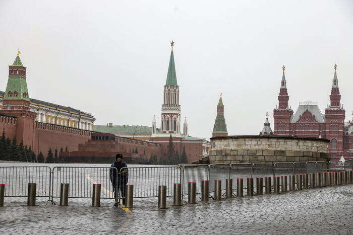 La banca centrale russa lascia il tasso di sconto al 21%