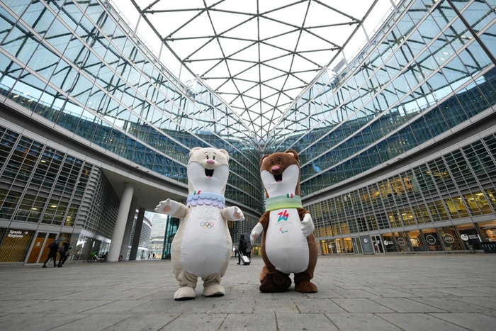 Milano-Cortina: le due mascotte ospiti della Regione Lombardia