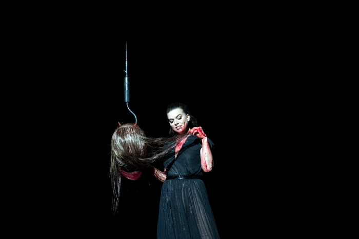 Salomè all'Opera di Roma, luce nel buio su un amore perverso