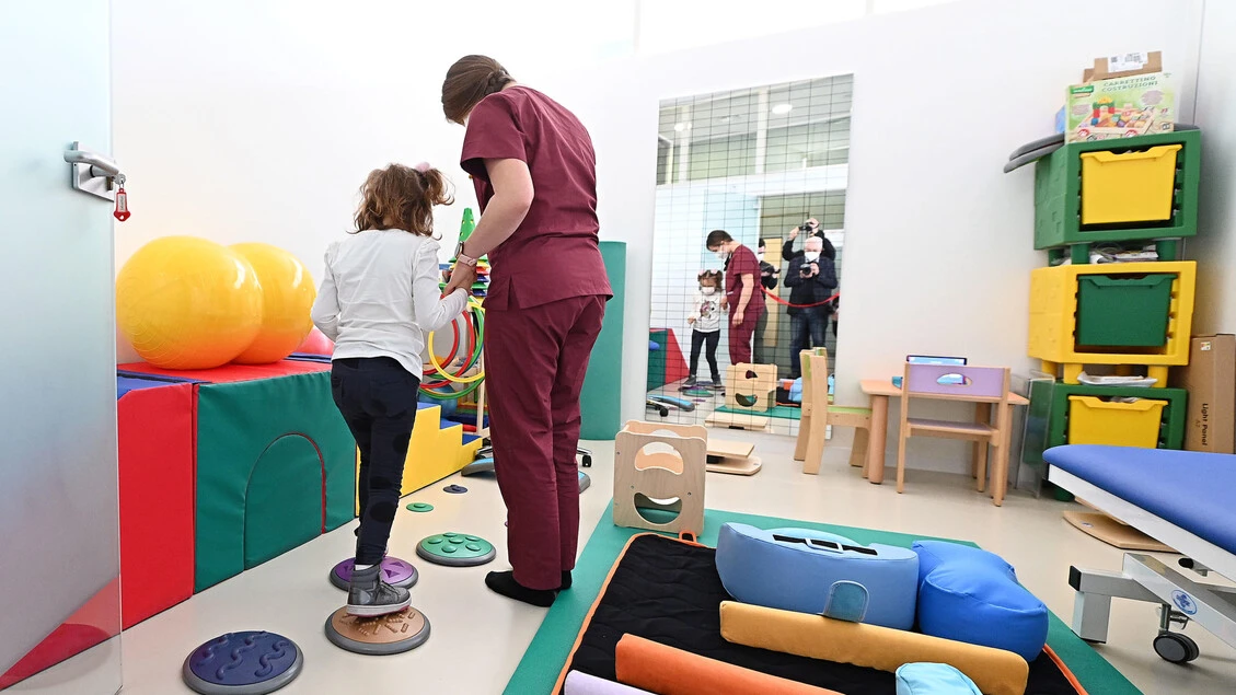 Tra bambini 2500 tumori l'anno, Sos costi e fuga dal sud per le cure