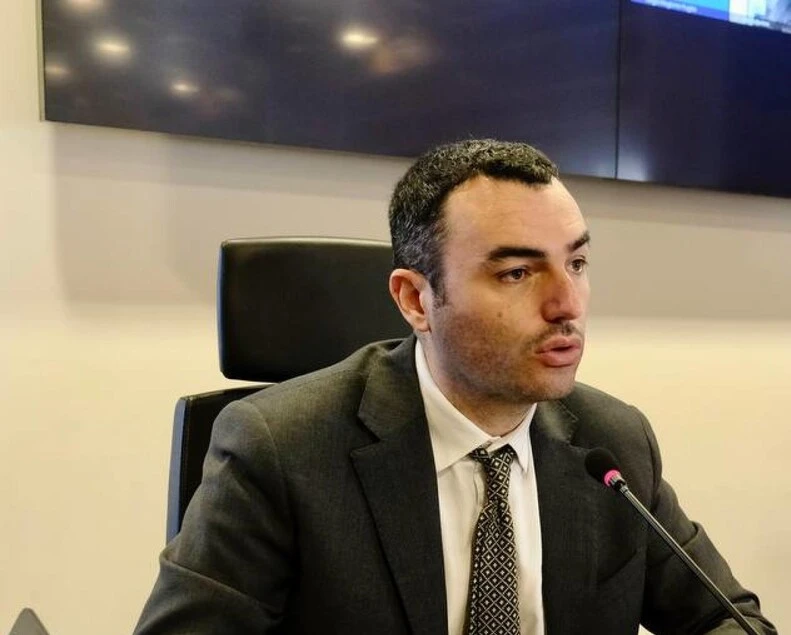 Corruzione, 11 indagati a Lecce, anche assessore regionale