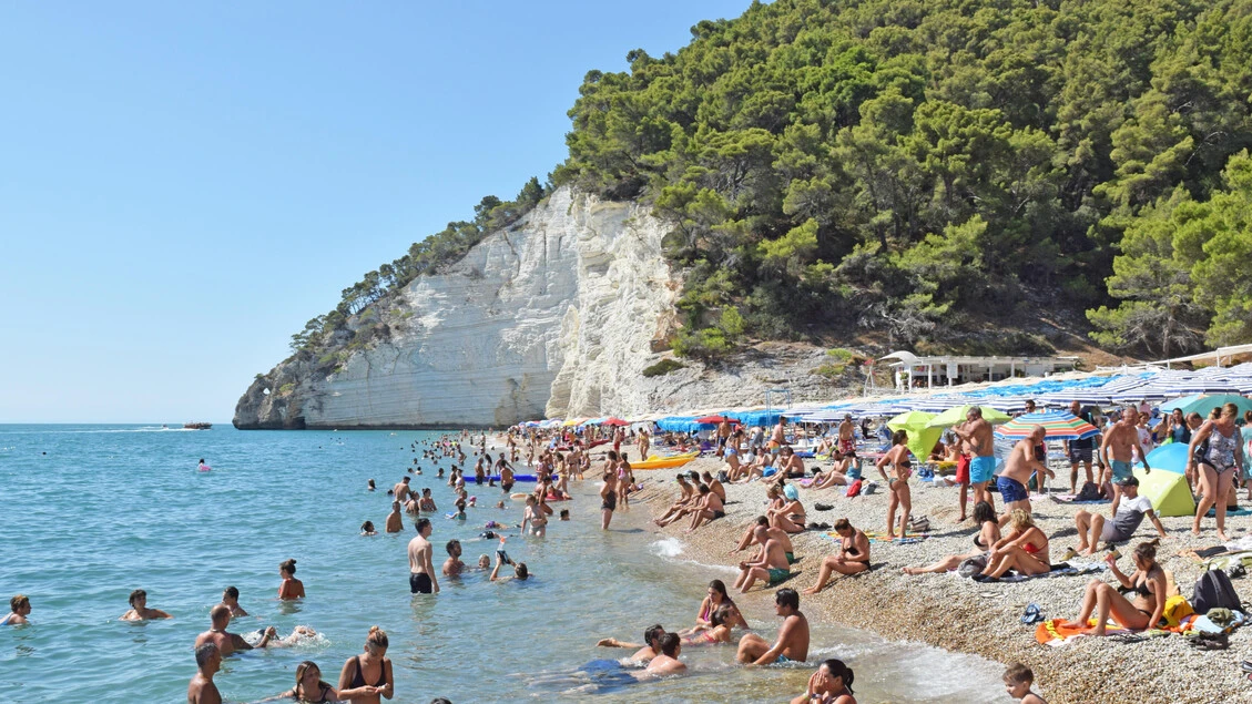 Assoturismo-Cst, tra spiagge e riviere 110 milioni presenze