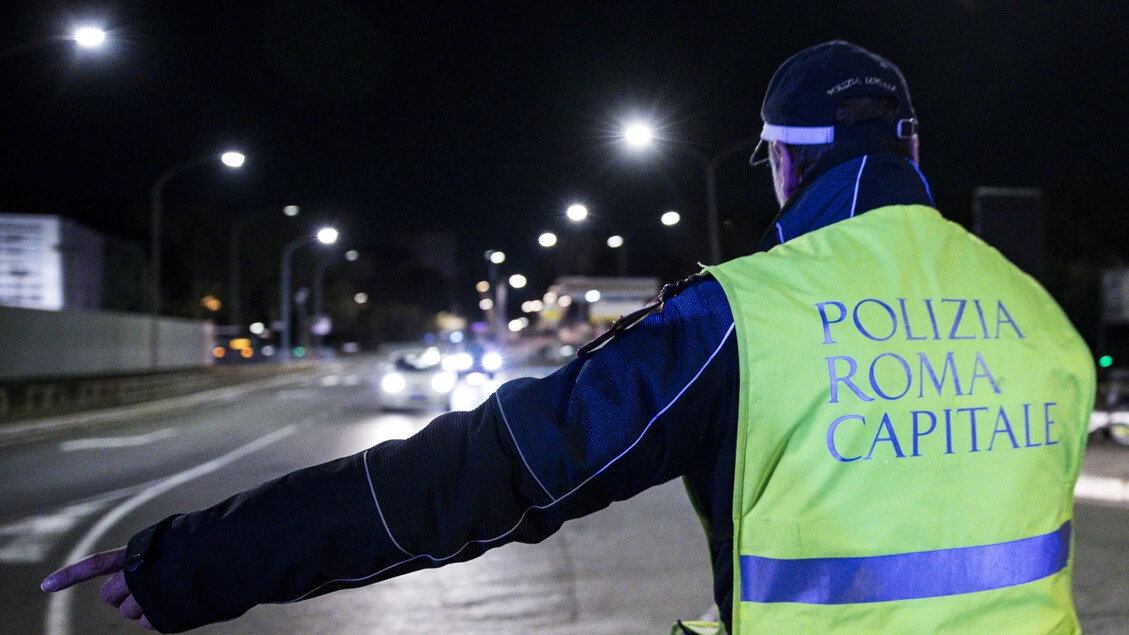 Roma: soste irregolari e sicurezza stradale, 3mila sanzioni