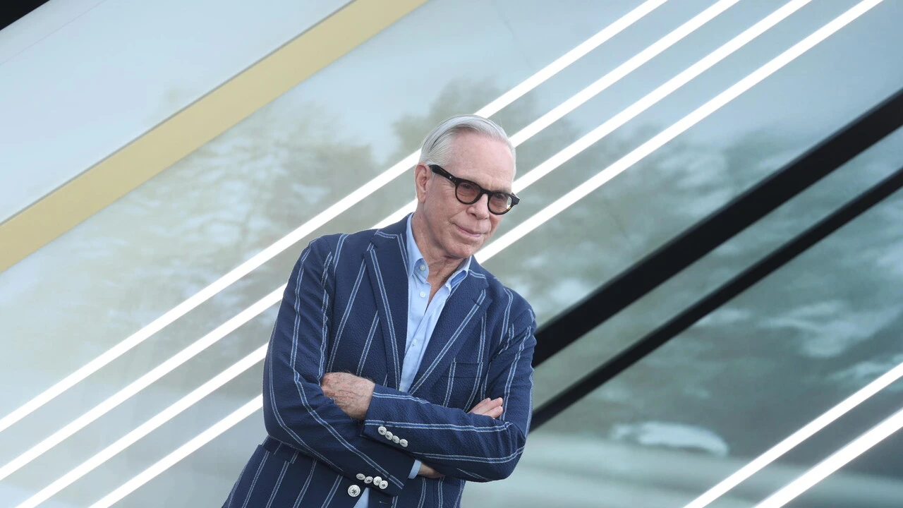 Tommy Hilfiger sfilerà all'hotel Plaza di New York