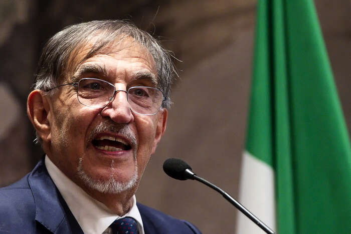 La Russa: 'Rapporti magistrati-politica, si può riformare la Costituzione'