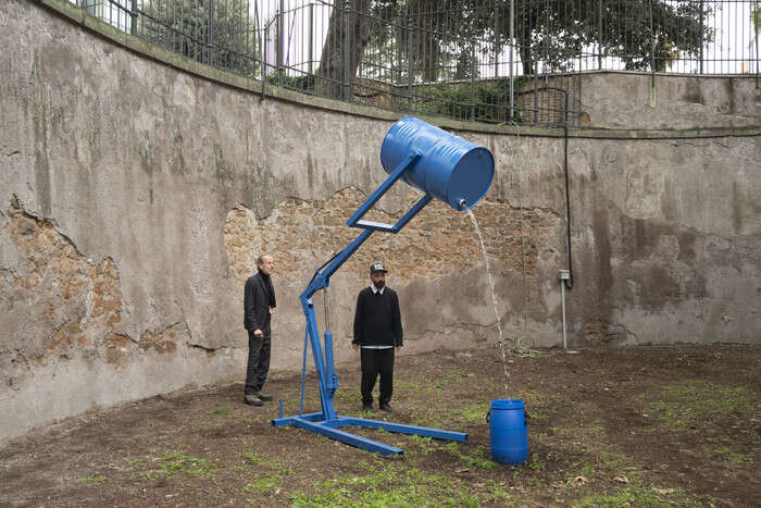 Riapre la Loggia dei vini in dialogo con l'arte contemporanea