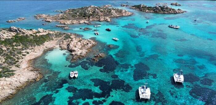 'Troppi turisti a La Maddalena, in spiaggia solo a nuoto'