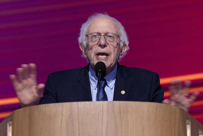 Sanders contro partito democratico, sconfitta non è sorpresa