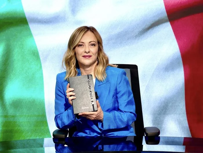 Meloni, falla sistema costringe Capo Stato a ruolo supplente