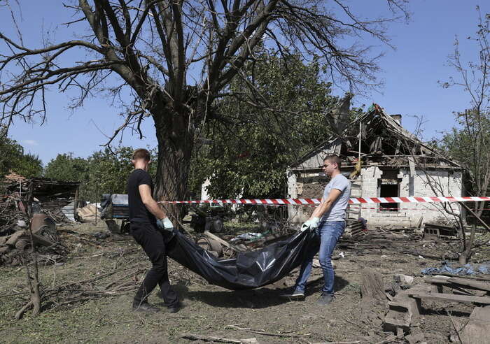 Ue, 'dalla Russia attacchi barbari, rafforzano nostro sostegno'