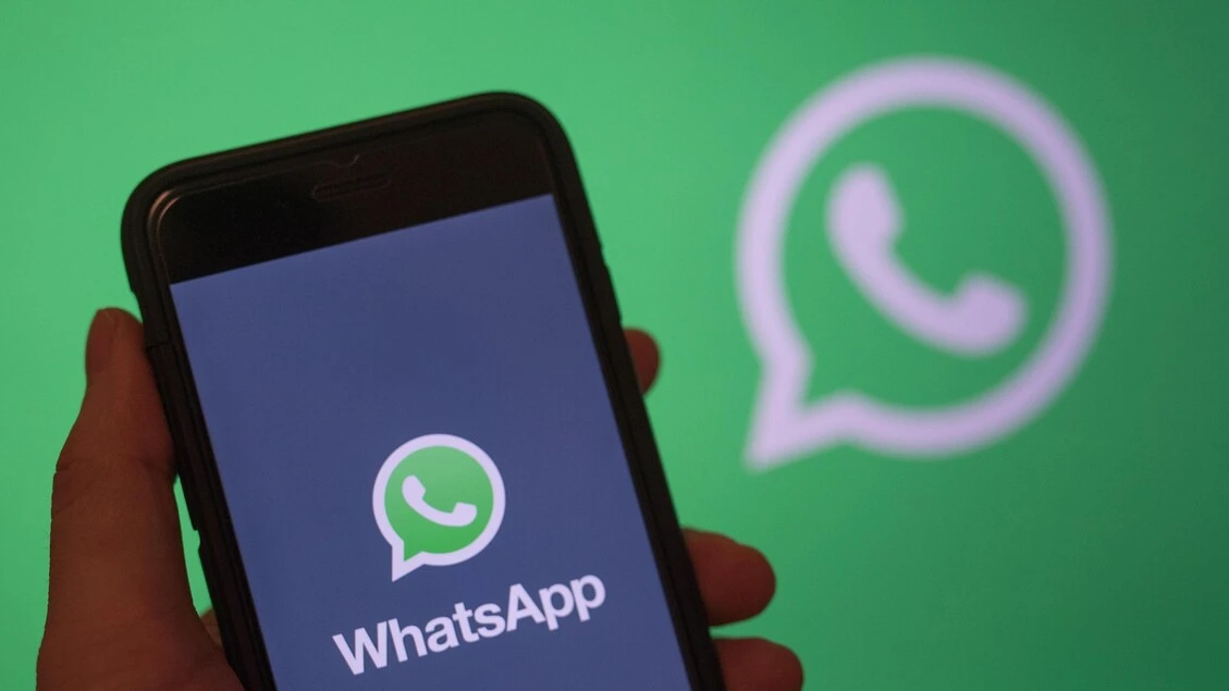 L'Antitrust Ue ordina a Meta di aprire Whatsapp a chatbot IA concorrenti