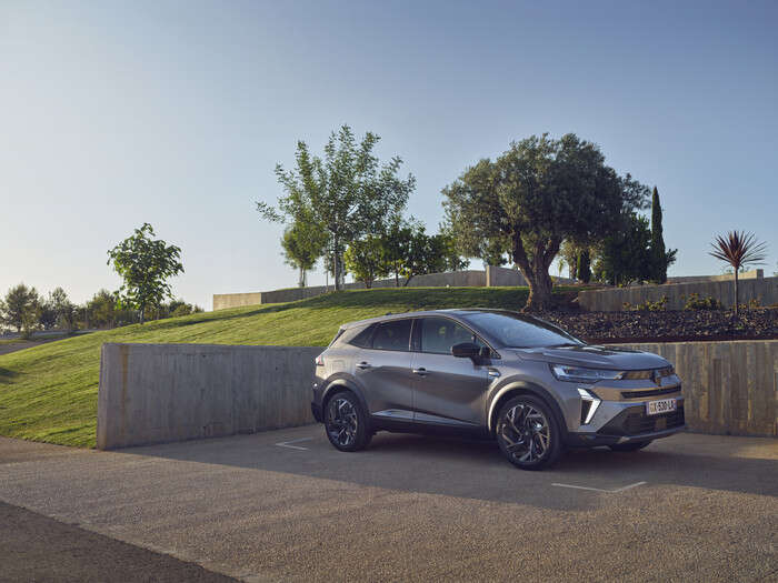 Renault Symbioz, stile e motori efficienti, tecnologia è al top