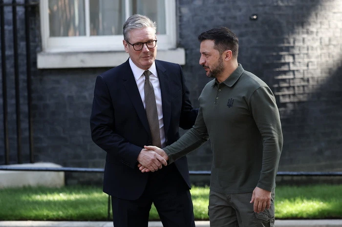 Zelensky a Downing Street, partecipa a seduta governo Gb